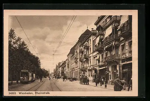 AK Wiesbaden, Strassenbahn in der Rheinstrasse