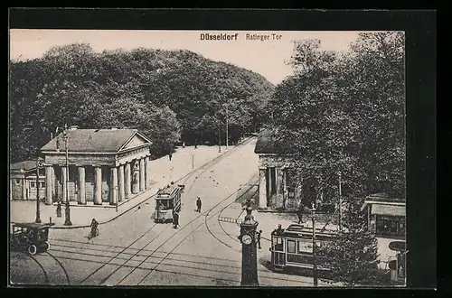 AK Düsseldorf, Strassenbahn am Ratinger Tor