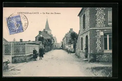 AK Ourville-en-Caux, La Rue des Dames
