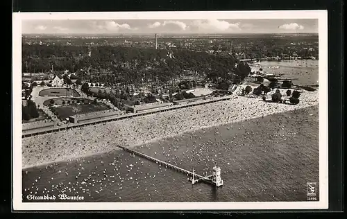 AK Berlin-Wannsee, Strandbad mit Badegästen aus der Vogelschau
