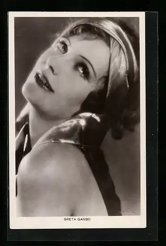 AK Schauspielerin Greta Garbo im Kostüm einer Rolle