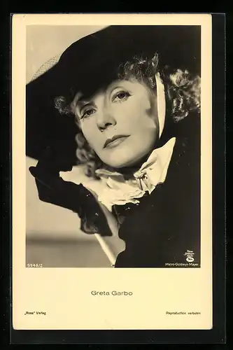 AK Schauspielerin Greta Garbo im Kostüm Die Kameliendame