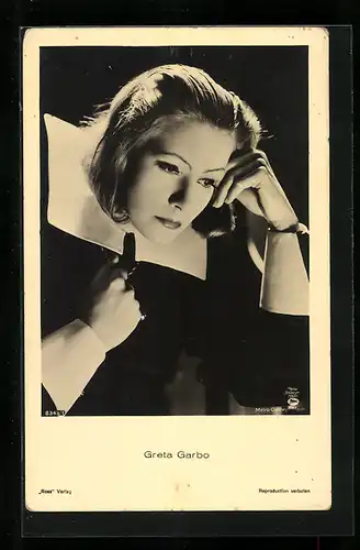AK Schauspielerin Greta Garbo im Kostüm einer Filmrolle