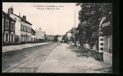 AK La Queue-lez Yvelines, Vue prise à l`Entrée du Pays