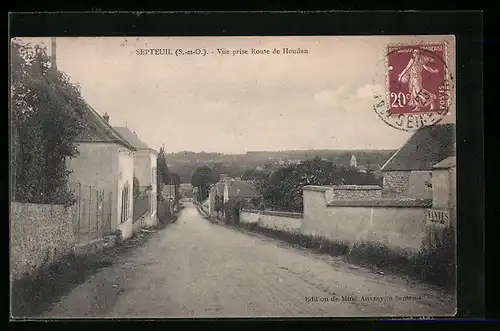 AK Septeuil, Vue prise Route de Houdan