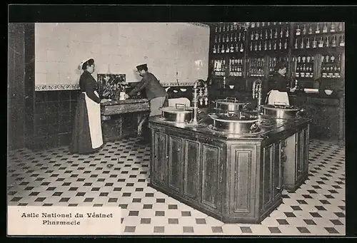 AK Vesinet, Asile National, Pharmacie, Innenansicht