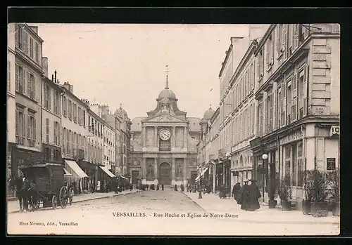 AK Versailles, Rue Hoche et Eglise de Notre-Dame