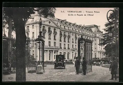 AK Versailles, Trianon Palace, Grille et Facade de l`Hotel