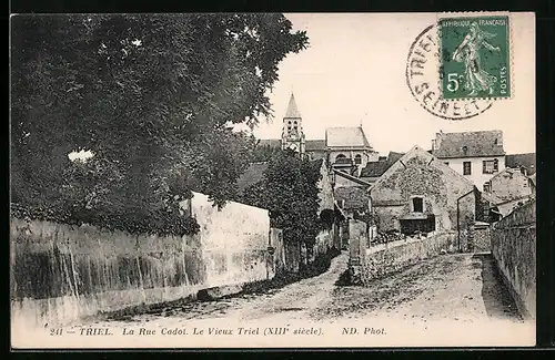 AK Triel, La Rue Cadot, Le Vieux Triel