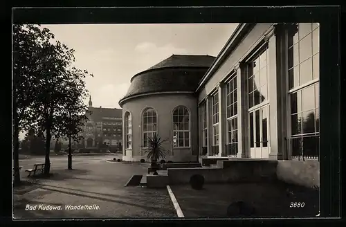 AK Bad Kudowa, An der Wandelhalle