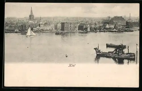 AK Kiel, Blick über das Wasser zur Stadt