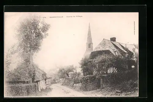 AK Gonneville, Entrèe du Village