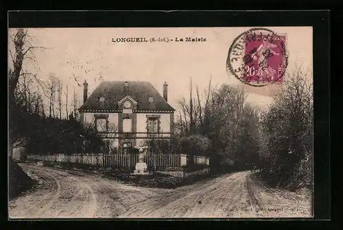 AK Longueil, La Mairie