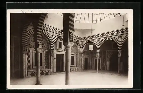 AK Tunis, Cour interieure du Palais Bey