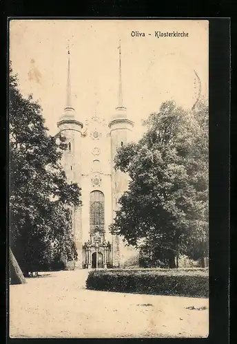 AK Oliva, Blick zur Klosterkirche