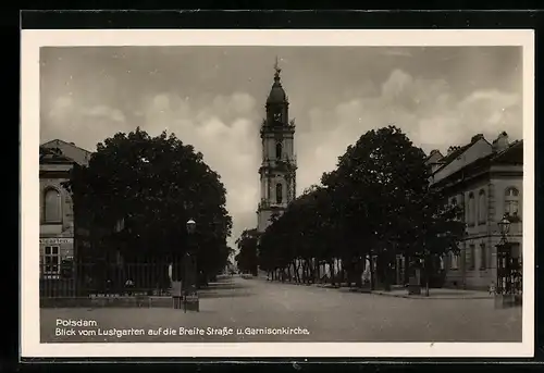 AK Potsdam, Blick vom Lustgarten a. d. Breite Strasse u. Garnisonkirche