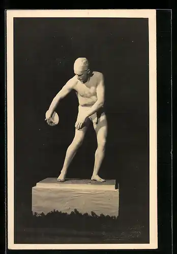 AK Statue eines Leichtathleten