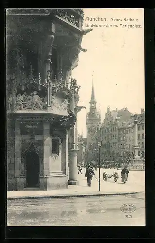 AK München, Neues Rathaus, Lindwurmecke mit Marienplatz