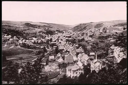 Fotografie unbekannter Fotograf, Ansicht Idar-Oberstein, Panorama der Ortschaft