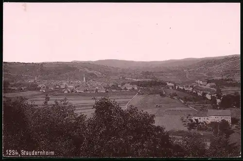 Fotografie unbekannter Fotograf, Ansicht Staudernheim, Panorama der Ortschaft