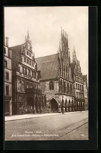 AK Münster, Alte Giebelhäuser, Rathaus und Stadtweinhaus