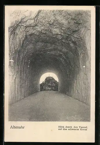 AK Altenahr, Blick durch den Tunnel auf das schwarze Kreuz