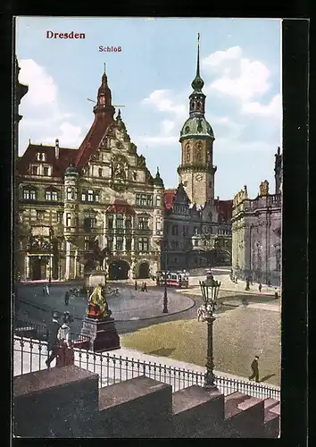 AK Dresden, Ortspartie mit Schloss