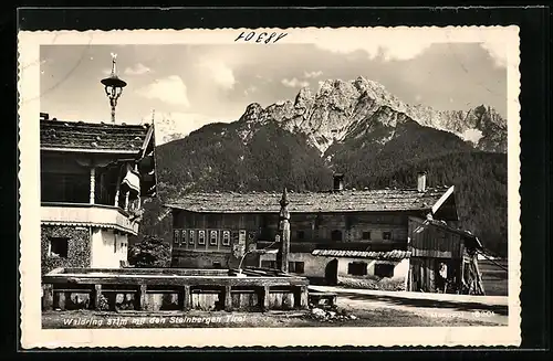 AK Waidring /Tirol, Ortsansicht mit Steinbergen