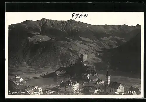 AK Ladis, Luftbild der Ortschaft im Oberinntal