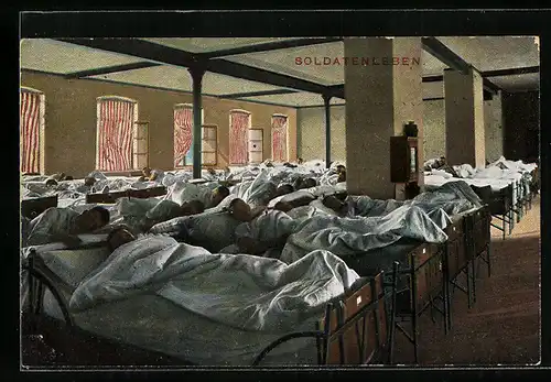 AK 1. Weltkrieg, Kasernenleben, Soldaten liegen in den Betten