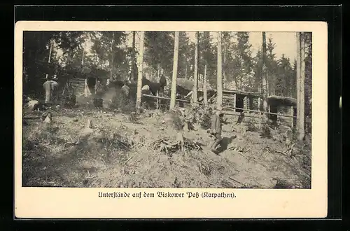 AK Biskower Pass /Karpaten, Unterstände im Wald