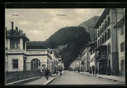 AK Thusis, Ortspartie in der Poststrasse am Posthotel