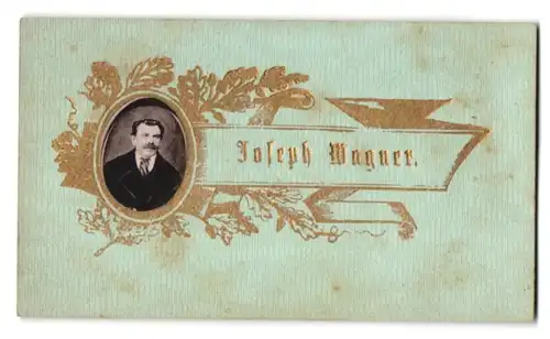 Fotografie Joseph Wagner, Ort unbekannt, Bürgerlicher Herr mit Krawatte im Portrait