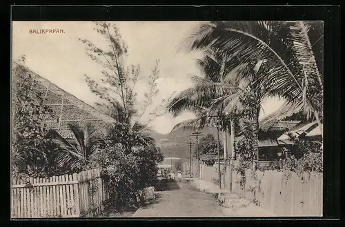 AK Balikpapan, Strassenpartie im Ort