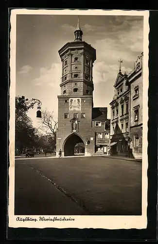 AK Augsburg, Wertachbruckertor mit Strasse