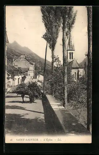 AK Saint-Sauveur, L`Église