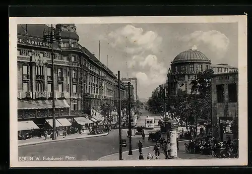 AK Berlin, Strassenbahn am Kempinski-Haus am Potsdamer Platz