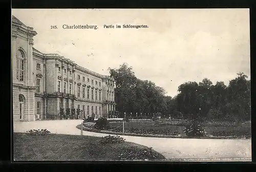 AK Berlin-Charlottenburg, Partie im Schlossgarten