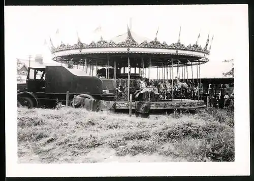 Fotografie England Fair, Rummel-Kirmes-Volksfest, Karussell / Fahrgeschäft, Pferde-Karussell, Carousel