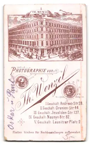 Fotografie Theodor Wenzel, Berlin, Andreasstrasse 28, Brüderpaar in Matrosenanzügen