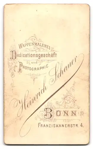 Fotografie H. Schauer, Bonn, Franziskanerstrasse 4, Kleinkind mit Glöckchen