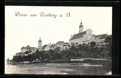 AK Neuburg a. D., Ortsansicht mit Kirche