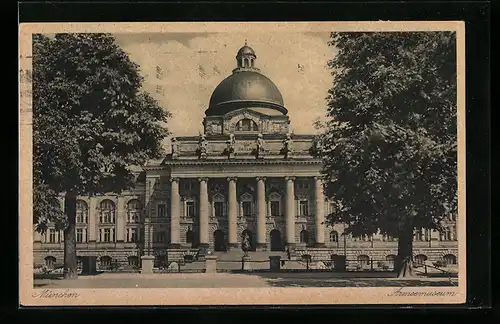 AK München, Blick auf das Armeemuseum