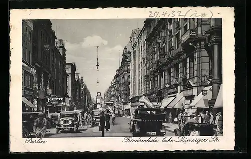 AK Berlin, Autos in der Friedrichstr.-Ecke Leipziger Str.