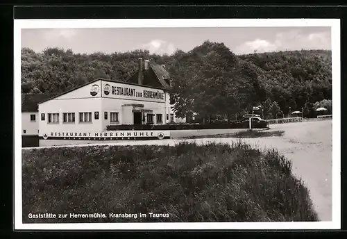AK Kransberg im Taunus, Gaststätte-Pension zur Herrenmühle N. Halm mit Strasse