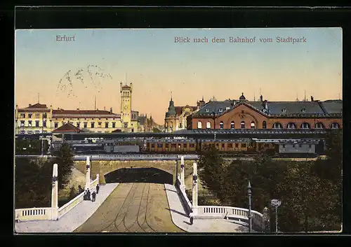 AK Erfurt, Blick nach dem Bahnhof vom Stadtpark
