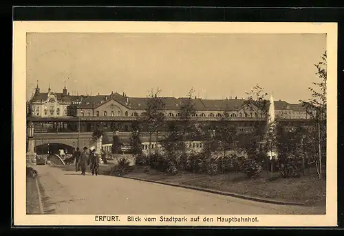 AK Erfurt, Blick vom Stadtpark auf den Hauptbahnhof