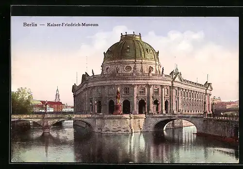 AK Berlin, das Kaiser-Friedrich-Museum im Sonnenlicht
