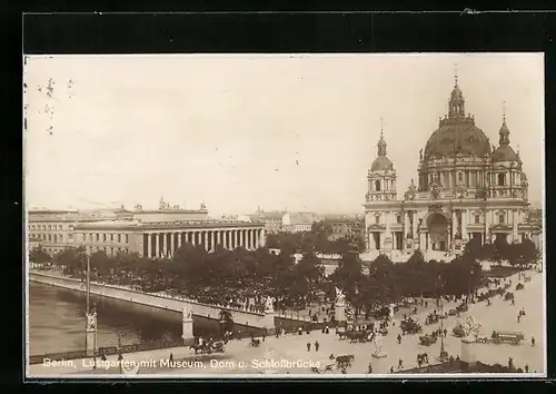 AK Berlin, Lustgarten mit Museum und Dom