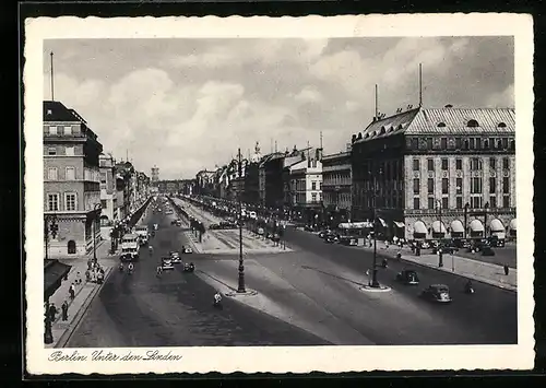 AK Berlin, Unter den Linden mit Hotel Adlon